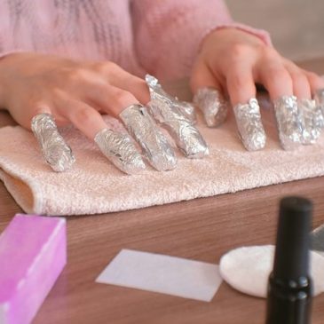 How to care for your nails after a gel Manicure or Pedicure